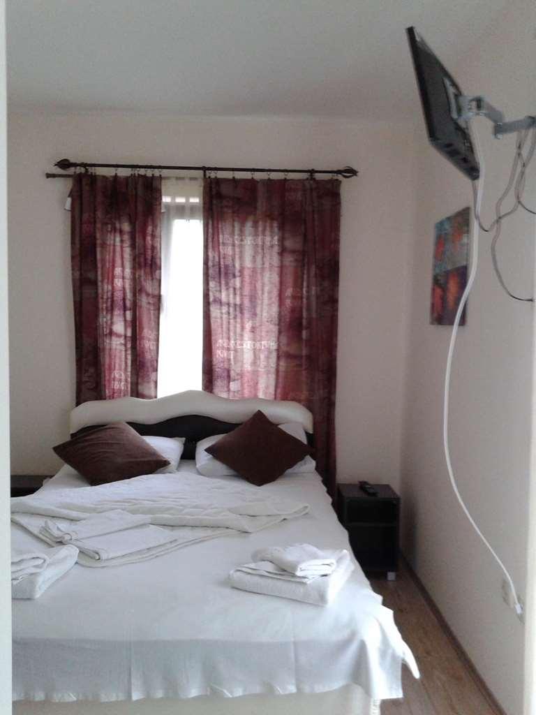 Guesthouse Vila Dnd ニシュカ・バニャ 部屋 写真